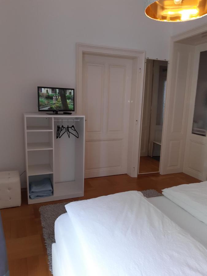 Kristall Doppelzimmer Direkt Im Zentrum, Balkon Bad Ischl Esterno foto