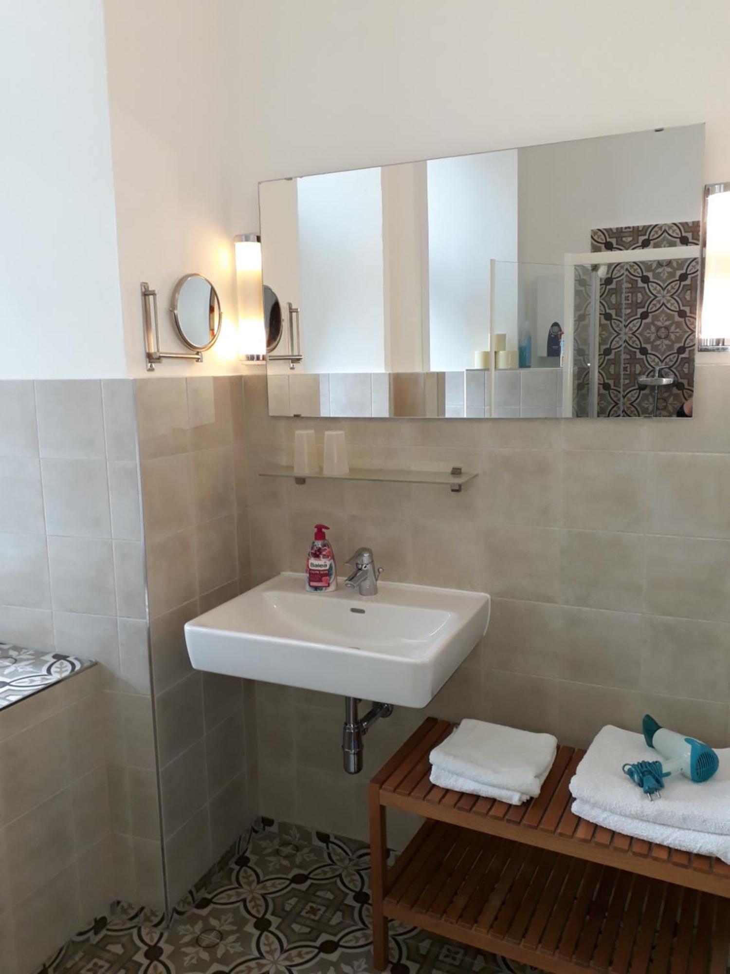 Kristall Doppelzimmer Direkt Im Zentrum, Balkon Bad Ischl Esterno foto