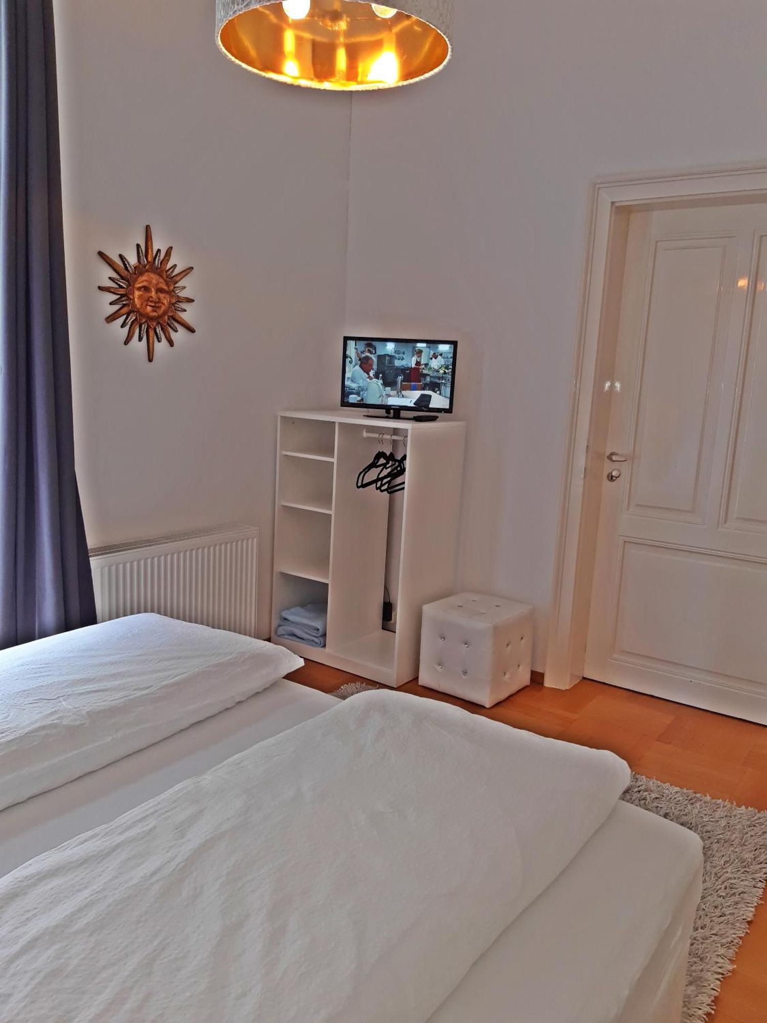 Kristall Doppelzimmer Direkt Im Zentrum, Balkon Bad Ischl Esterno foto