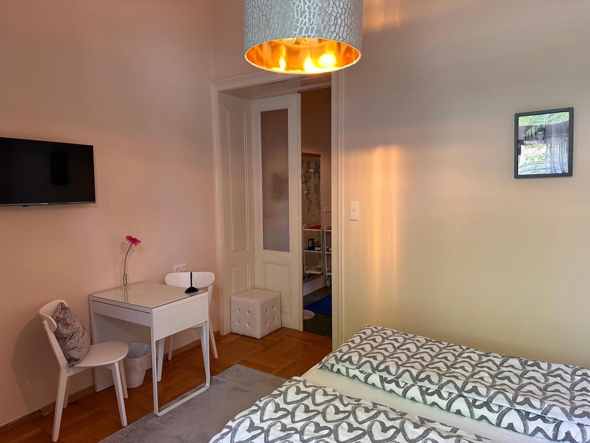 Kristall Doppelzimmer Direkt Im Zentrum, Balkon Bad Ischl Esterno foto