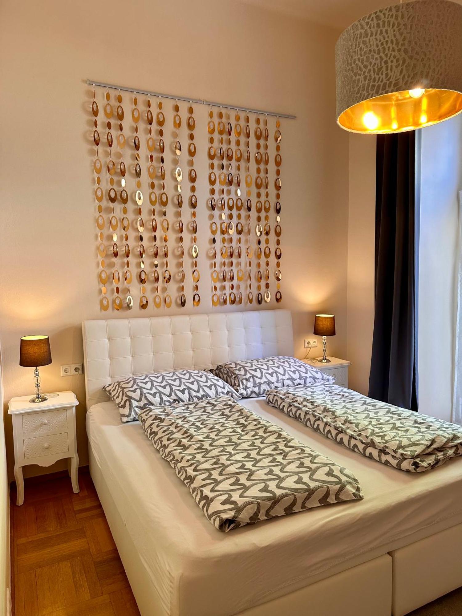 Kristall Doppelzimmer Direkt Im Zentrum, Balkon Bad Ischl Esterno foto